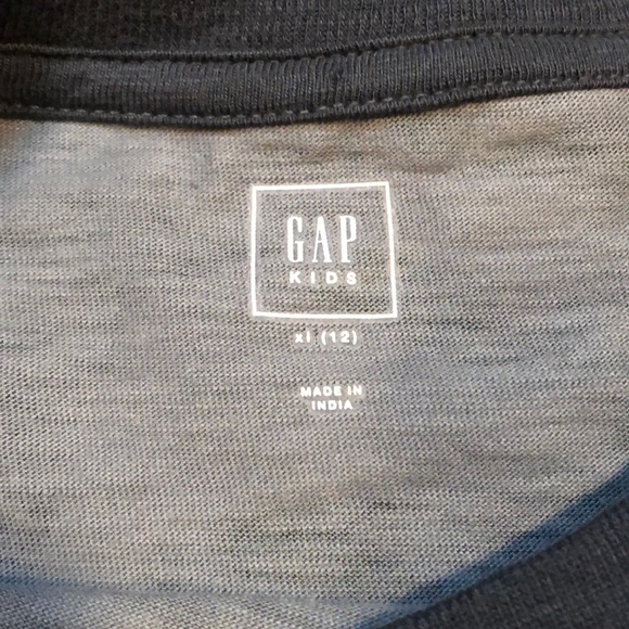 GAP Camo Long Sleeve Tee - Picture 2 of 2